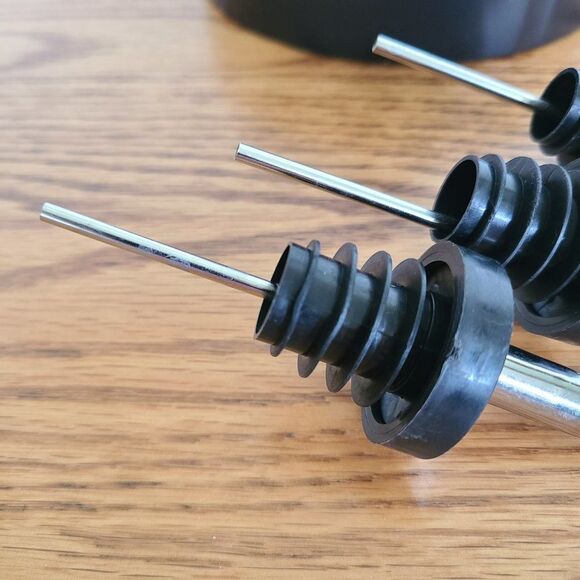 Barware Lot Including Shot Glasses and Liquid Pourer Spouts Sets of Three Each - Picture 3 of 13